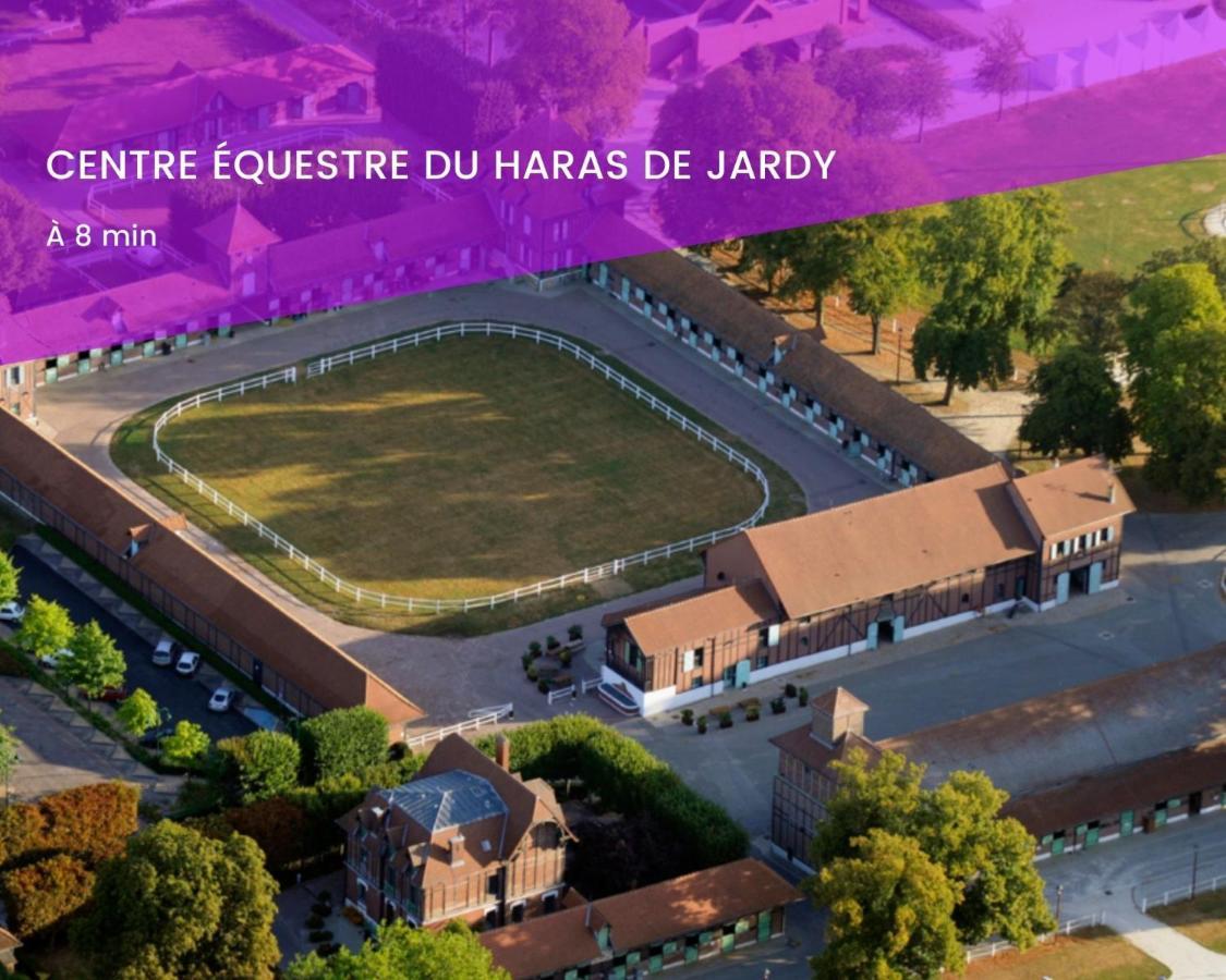 Le Cocon Des Couples Tout Proche Versailles - En Face De L'Hopital Mignot Le Chesnay  Exterior photo